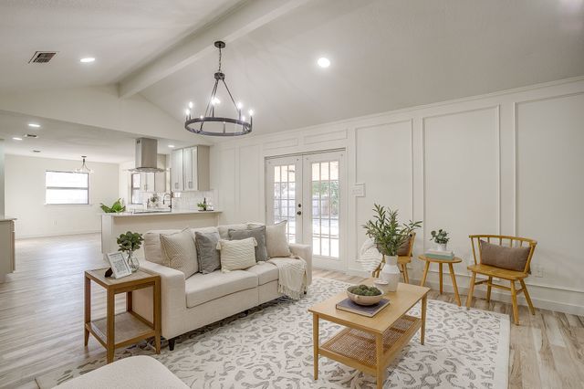 2421 Meadow View, Bedford, TX 76021