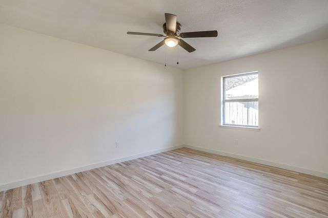 2421 Meadow View, Bedford, TX 76021