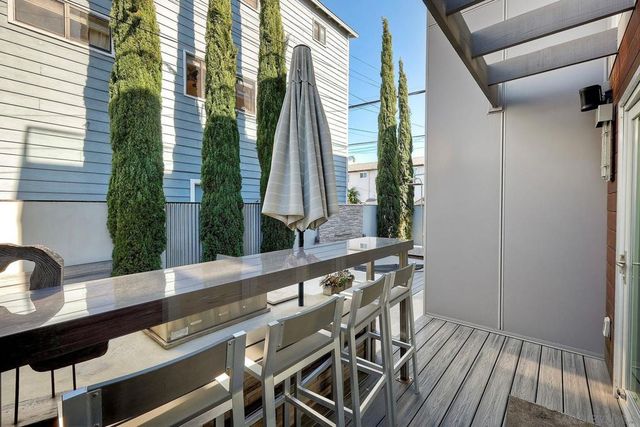 911 9Th St, Coronado, CA 92118