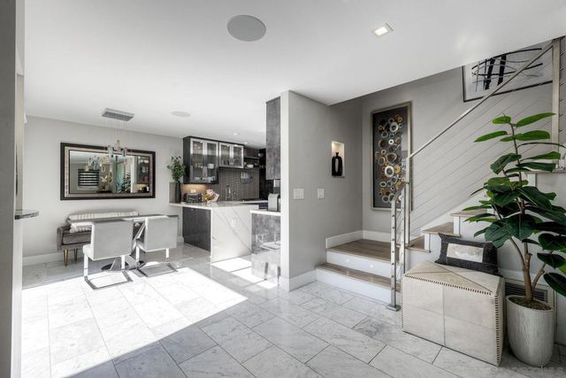 911 9Th St, Coronado, CA 92118