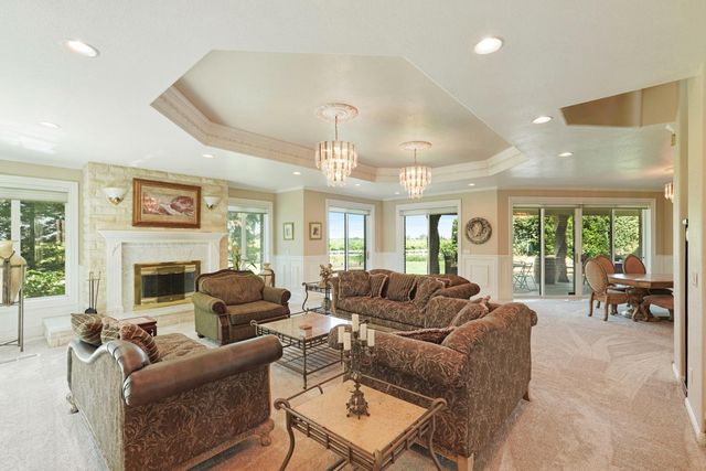 21649 N Des Moines Rd, Acampo, CA 95220