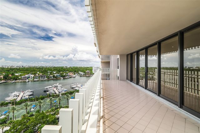 2 Grove Isle Dr B1602, Miami, FL 33133