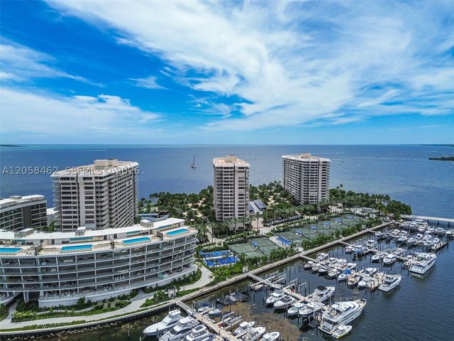 2 Grove Isle Dr B1602, Miami, FL 33133