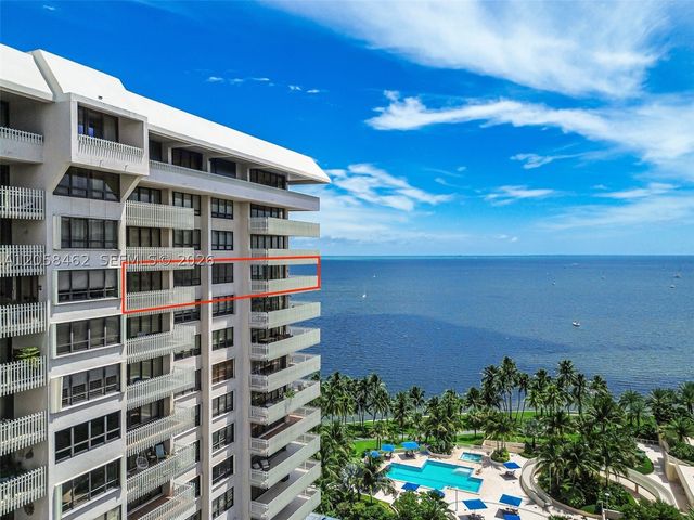 2 Grove Isle Dr B1602, Miami, FL 33133