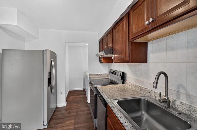 8572 ADAMSON ST, Manassas, VA 20110