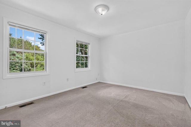 8572 ADAMSON ST, Manassas, VA 20110