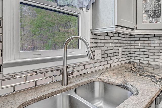 1681 Diamond Hill RD, Moneta, VA 24121