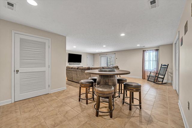 1681 Diamond Hill RD, Moneta, VA 24121