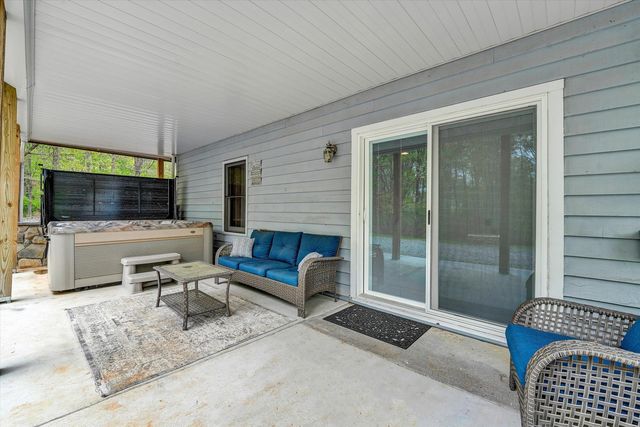1681 Diamond Hill RD, Moneta, VA 24121