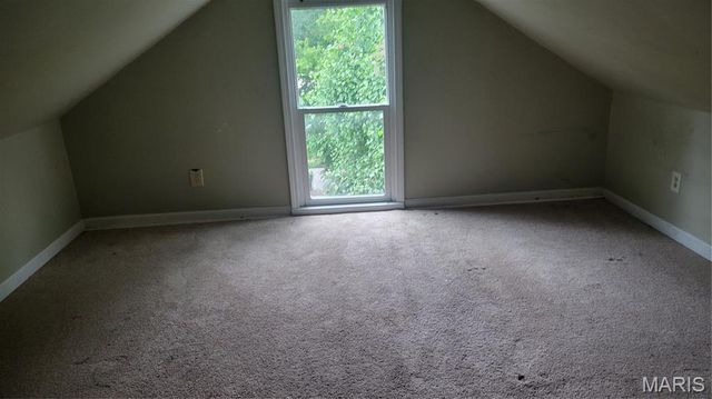 4083 Schiller Place, St Louis, MO 63116
