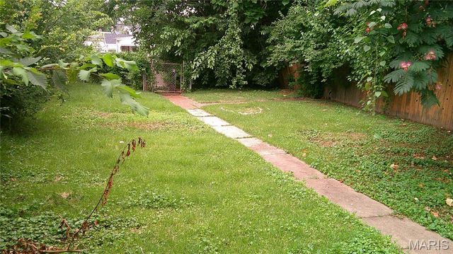4083 Schiller Place, St Louis, MO 63116