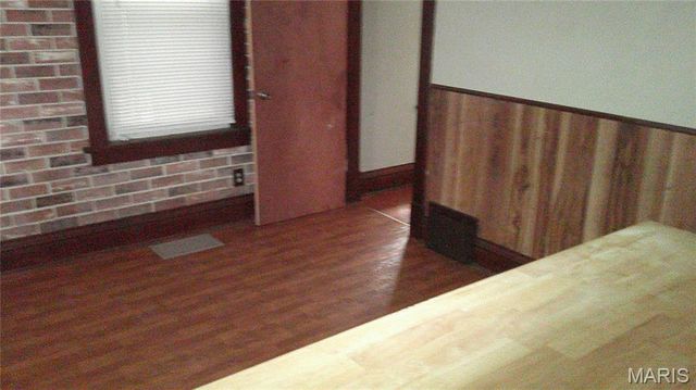 4083 Schiller Place, St Louis, MO 63116