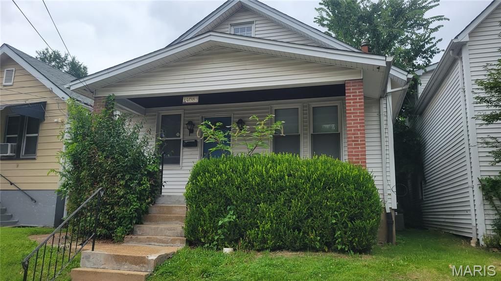 4083 Schiller Place, St Louis, MO 63116