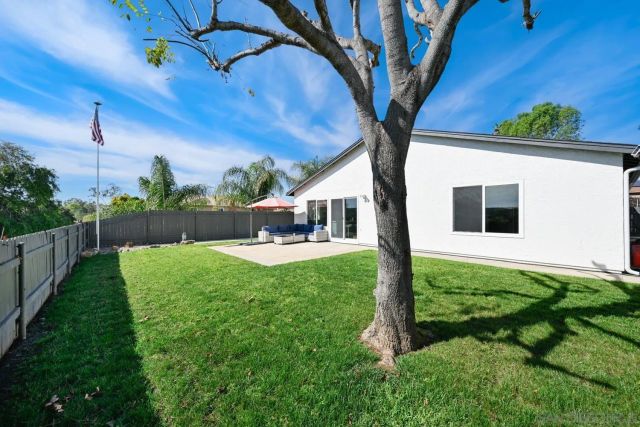 1005 Hazen Dr, San Marcos, CA 92069