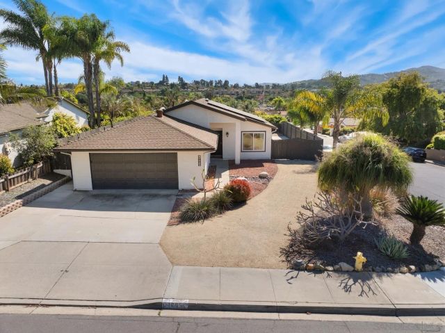 1005 Hazen Dr, San Marcos, CA 92069