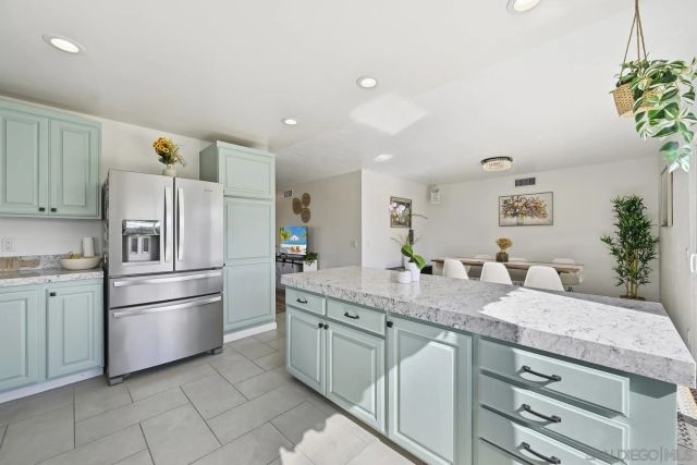 1005 Hazen Dr, San Marcos, CA 92069