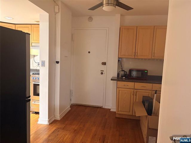 3021 Edwin, Fort Lee, NJ 07024