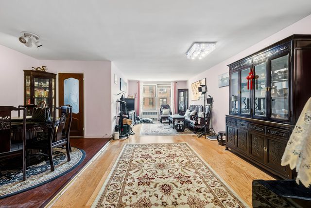 6565 Wetherole St Apt 2E, New York City, NY 11374