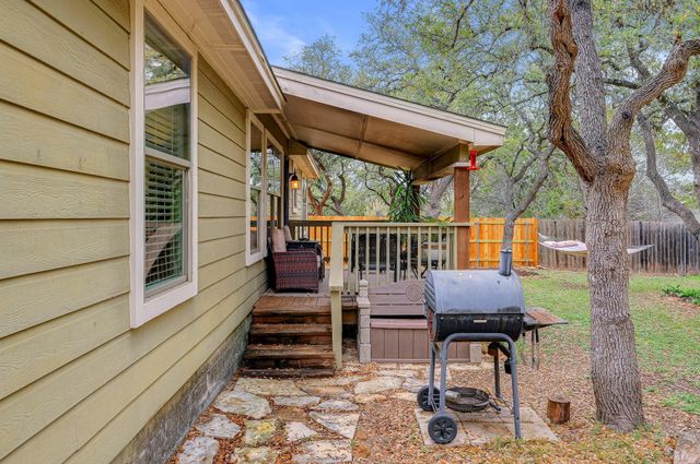55 Champion CIR, Wimberley, TX 78676