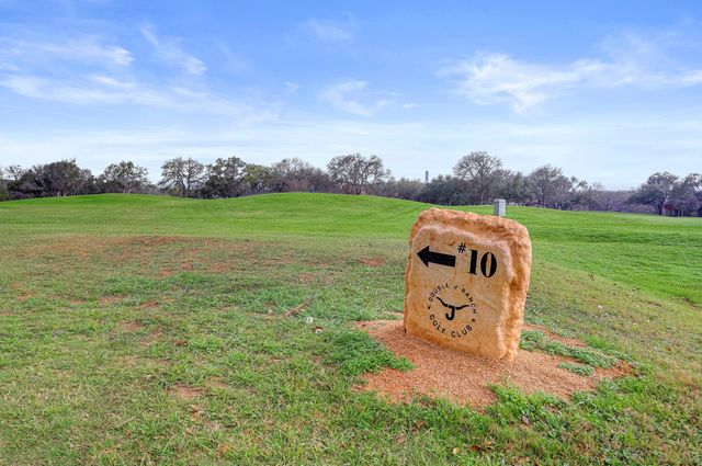 55 Champion CIR, Wimberley, TX 78676