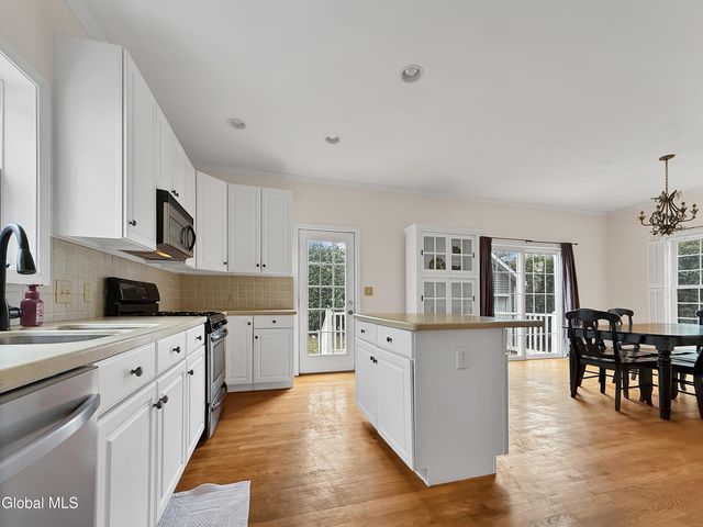 107 Catherine Street, Saratoga Springs, NY 12866