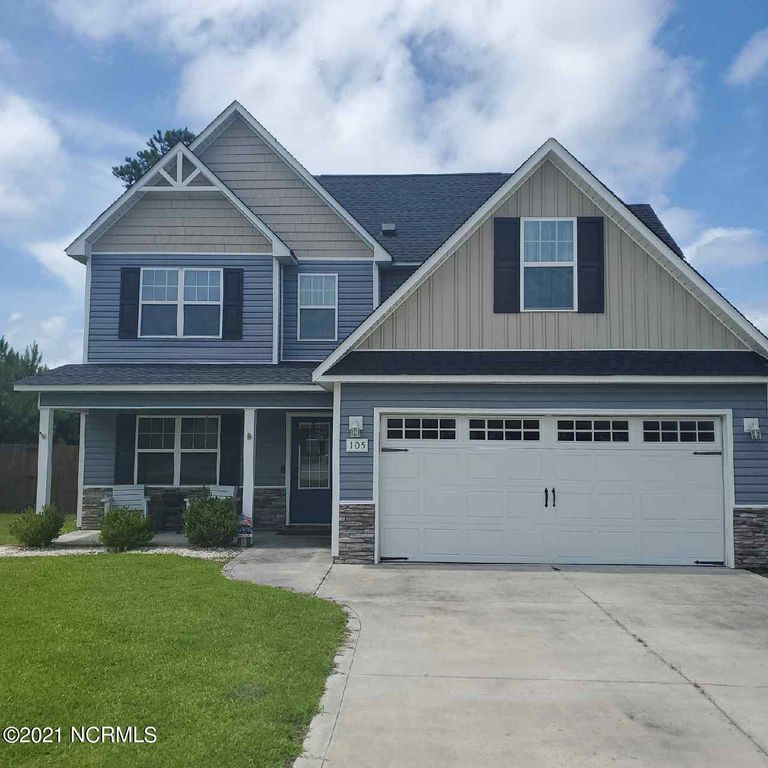 105 Shallow Court, Sneads Ferry, NC 28460