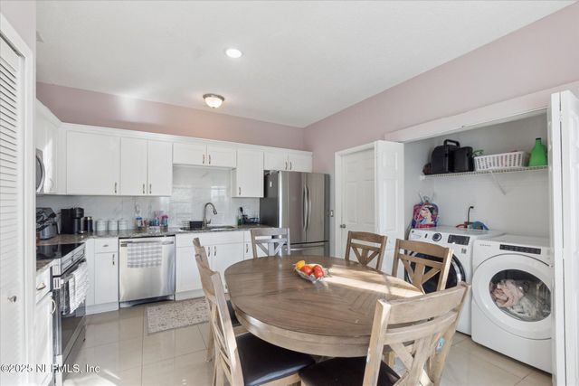 10523 BROOMSEDGE Court, Jacksonville, FL 32246
