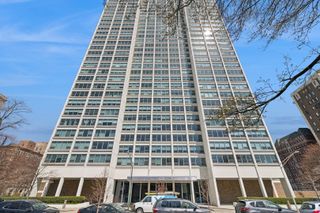 1700 E 56th Street 310, Chicago, IL 60637