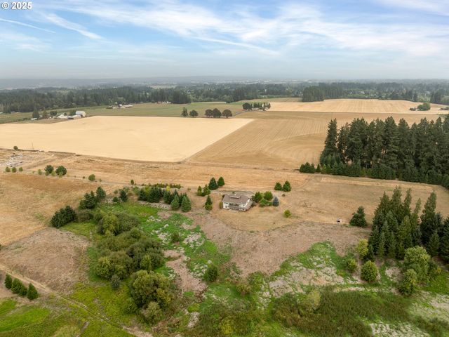 33140 Nw HORNECKER Rd, Hillsboro, OR 97124