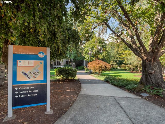 33140 Nw HORNECKER Rd, Hillsboro, OR 97124