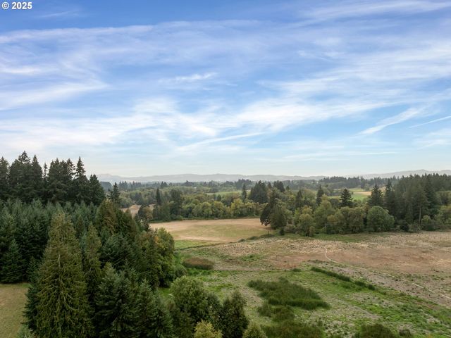 33140 Nw HORNECKER Rd, Hillsboro, OR 97124