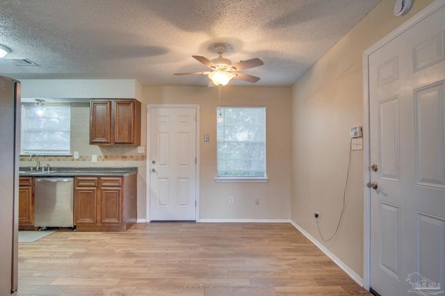 386 Quigley Rd, Pensacola, FL 32506
