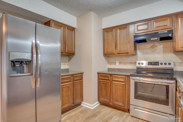 386 Quigley Rd, Pensacola, FL 32506