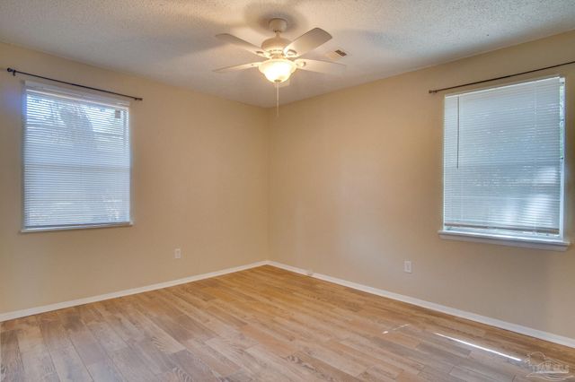 386 Quigley Rd, Pensacola, FL 32506