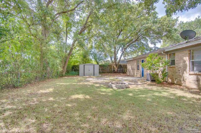 386 Quigley Rd, Pensacola, FL 32506