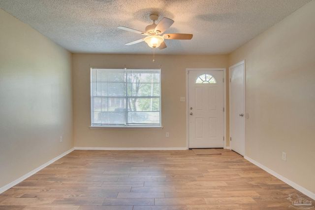 386 Quigley Rd, Pensacola, FL 32506