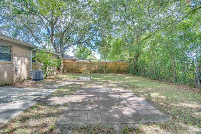 386 Quigley Rd, Pensacola, FL 32506