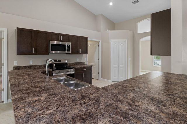 10342 MIRAGE AVENUE, Weeki Wachee, FL 34614