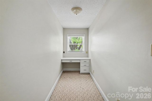 2710 Eva Drive NW, Concord, NC 28027
