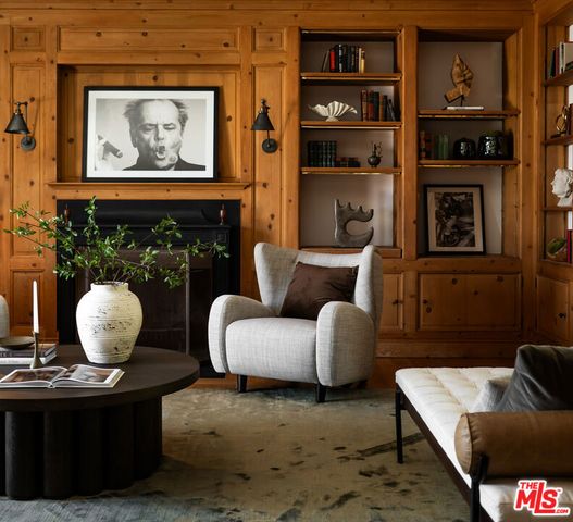 2003 La Brea Terrace, Los Angeles, CA 90046