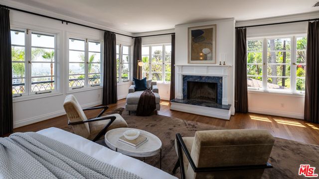2003 La Brea Terrace, Los Angeles, CA 90046