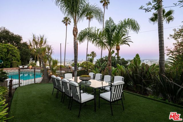2003 La Brea Terrace, Los Angeles, CA 90046