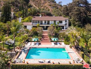 2003 La Brea Terrace, Los Angeles, CA 90046