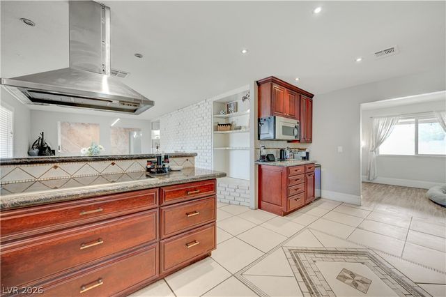 120 West Highland Drive, Henderson, NV 89015