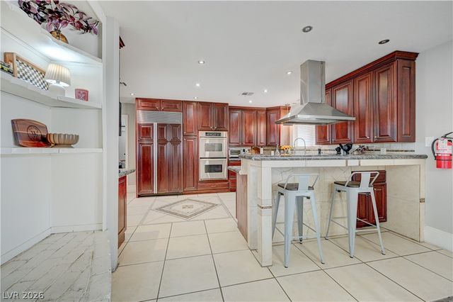 120 West Highland Drive, Henderson, NV 89015