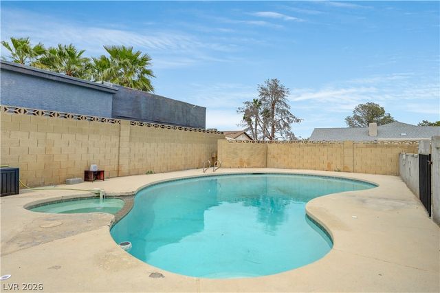 120 West Highland Drive, Henderson, NV 89015