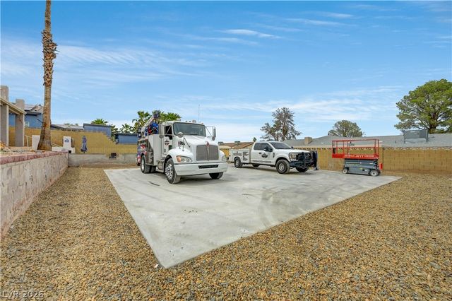 120 West Highland Drive, Henderson, NV 89015