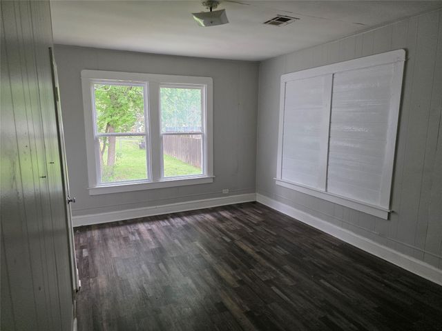 2523 Sanger Avenue, Waco, TX 76707