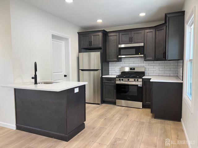 33 Obert Street 2B, South River, NJ 08882