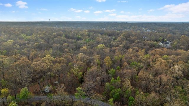 Kinloch Drive, Bella Vista, AR 72715